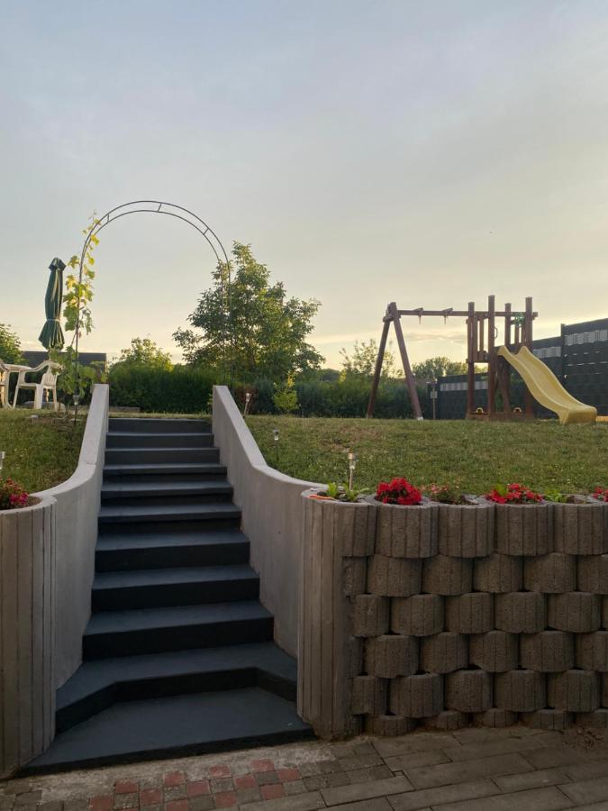 Schoene Grosse Ferienwohnung Im Mittelrheintal Nahe Loreley Bornich Екстер'єр фото